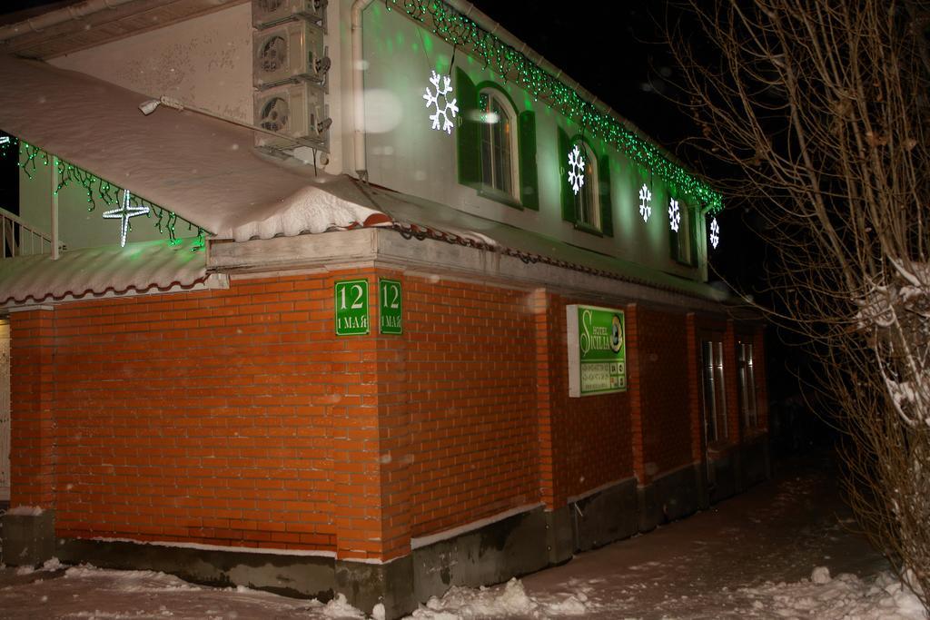 西西里酒店 切尔诺莫斯克 外观 照片